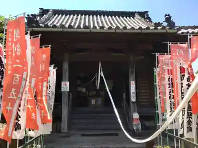 洞雲寺の本殿・本堂