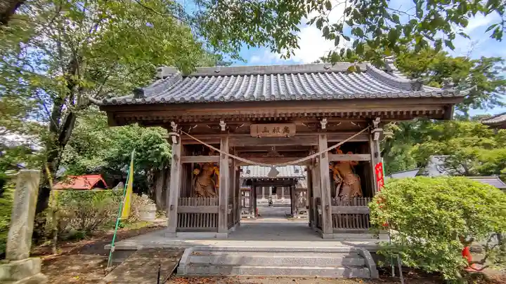 大山寺の山門・神門