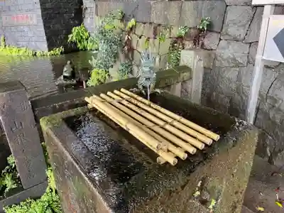 瀧泉寺(目黒不動尊)の手水舎