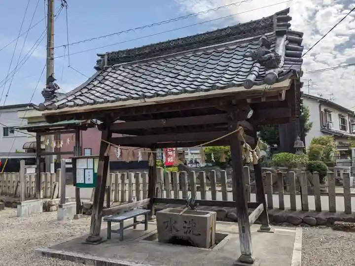 星神社の手水舎