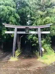 的野正八幡宮の鳥居