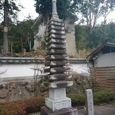 神宮寺感應院の塔