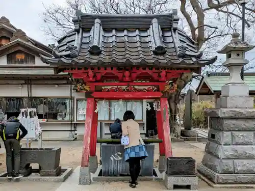 白子神社の手水舎