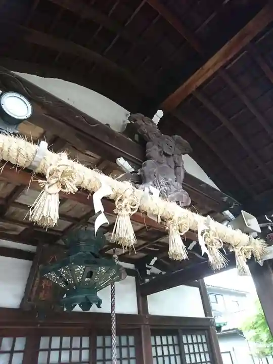 八幡神社の本殿・本堂