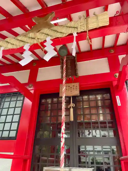 舟渡氷川神社の{uncategorized: "未分類", other: "その他", undefined: "問題あり", building: "その他建物", grave: "お墓", sacred_gate: "鳥居", guardian: "狛犬", statue: "像", buddha: "仏像", history: "歴史", nature: "自然", garden: "庭園", animal: "動物", pagoda: "塔", temizu: "手水舎", mountain_gate: "山門・神門", sanctuary: "本殿・本堂", subordinate: "末社・摂社", art: "芸術", scenery: "景色", jizo: "地蔵", ema: "絵馬", goshuin: "御朱印", omikuji: "おみくじ", items: "授与品その他", amulet: "お守り", goshuincho: "御朱印帳", eats: "食事", festival: "お祭り", votive_dance: "神楽", shichigosan: "七五三参", wedding: "結婚式", experience: "体験その他", initially: "初詣", around: "周辺", anti_infection: "感染症対策"}