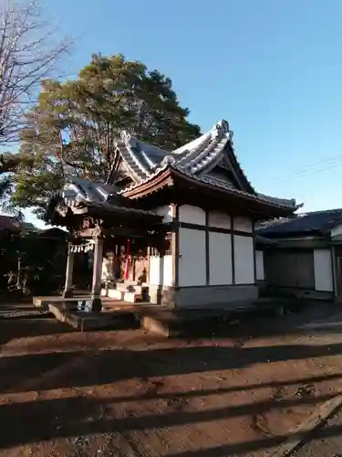 稲荷神社の本殿