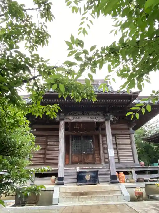 龍峰寺の本殿・本堂