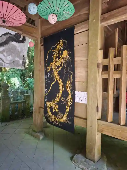 大水上神社の{uncategorized: "未分類", other: "その他", undefined: "問題あり", building: "その他建物", grave: "お墓", sacred_gate: "鳥居", guardian: "狛犬", statue: "像", buddha: "仏像", history: "歴史", nature: "自然", garden: "庭園", animal: "動物", pagoda: "塔", temizu: "手水舎", mountain_gate: "山門・神門", sanctuary: "本殿・本堂", subordinate: "末社・摂社", art: "芸術", scenery: "景色", jizo: "地蔵", ema: "絵馬", goshuin: "御朱印", omikuji: "おみくじ", items: "授与品その他", amulet: "お守り", goshuincho: "御朱印帳", eats: "食事", festival: "お祭り", votive_dance: "神楽", shichigosan: "七五三参", wedding: "結婚式", experience: "体験その他", initially: "初詣", around: "周辺", anti_infection: "感染症対策"}