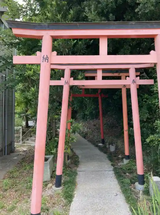 宗賢神社の末社・摂社