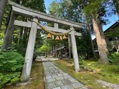 雄山神社中宮祈願殿(富山県)