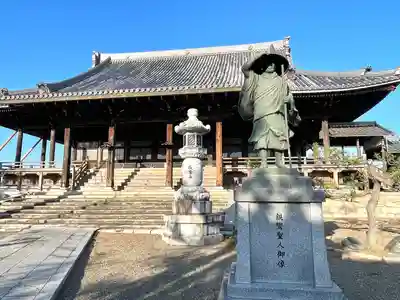 威徳閣本行寺(滋賀県)