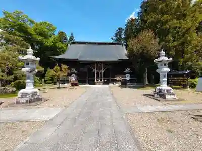 鳥谷崎神社の本殿