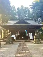 吾妻神社の本殿