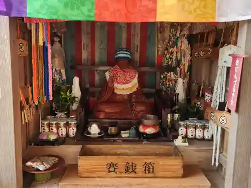 東林院（種蒔大師）の像