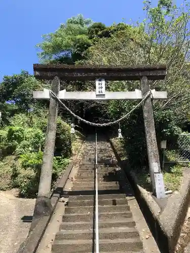 兼好神社の鳥居