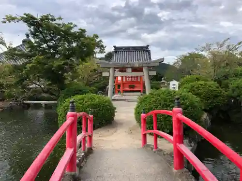 吉備津神社の末社