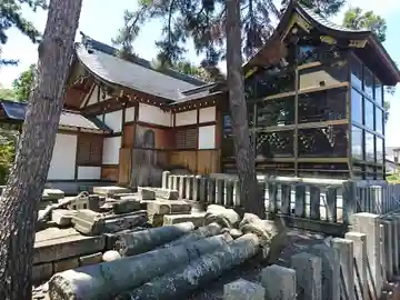 八幡神社の本殿・本堂