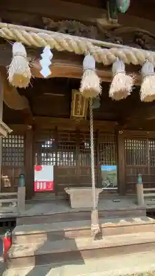 貴布禰神社の{uncategorized: "未分類", other: "その他", undefined: "問題あり", building: "その他建物", grave: "お墓", sacred_gate: "鳥居", guardian: "狛犬", statue: "像", buddha: "仏像", history: "歴史", nature: "自然", garden: "庭園", animal: "動物", pagoda: "塔", temizu: "手水舎", mountain_gate: "山門・神門", sanctuary: "本殿・本堂", subordinate: "末社・摂社", art: "芸術", scenery: "景色", jizo: "地蔵", ema: "絵馬", goshuin: "御朱印", omikuji: "おみくじ", items: "授与品その他", amulet: "お守り", goshuincho: "御朱印帳", eats: "食事", festival: "お祭り", votive_dance: "神楽", shichigosan: "七五三参", wedding: "結婚式", experience: "体験その他", initially: "初詣", around: "周辺", anti_infection: "感染症対策"}