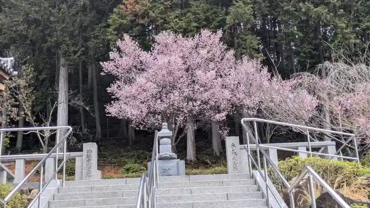 石山寺(滋賀県)