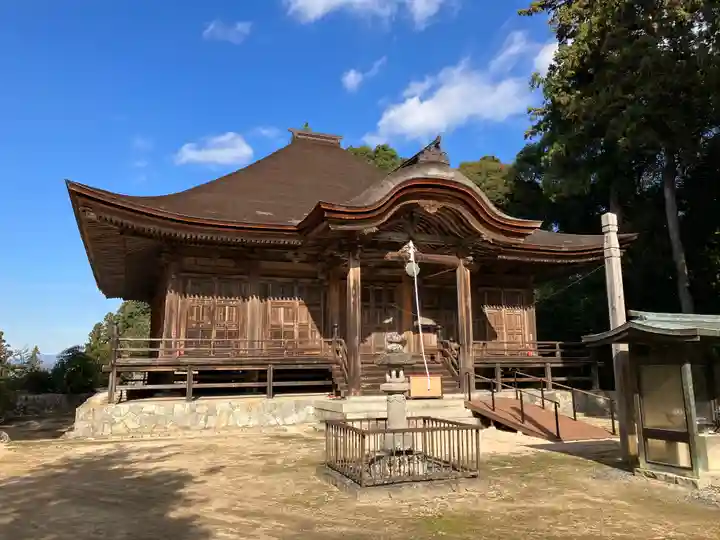 本山寺の本殿・本堂