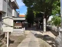 綿神社の建物その他