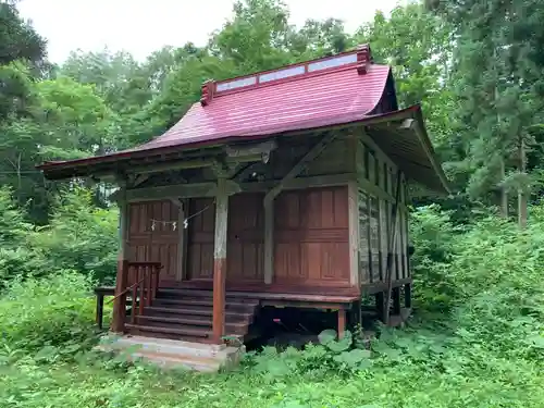 赤瀧神社の本殿・本堂