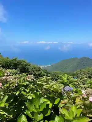 彌彦神社奥宮（御神廟）(新潟県)