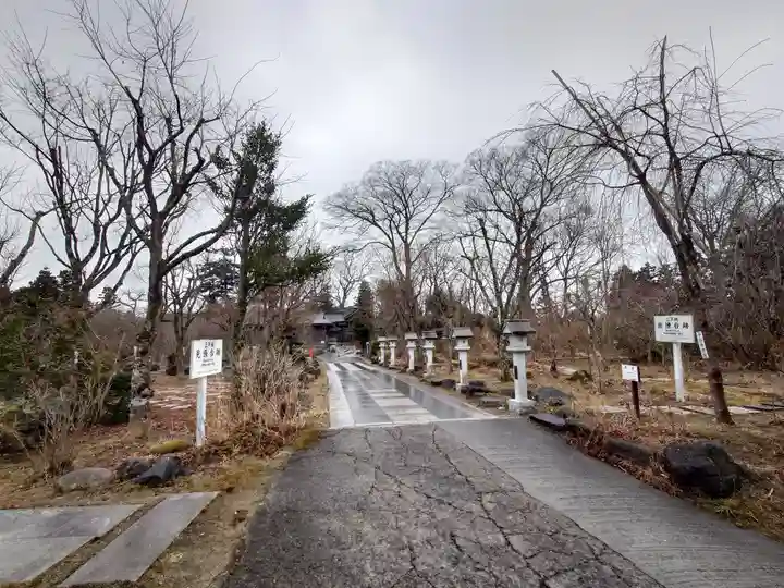 石都々古和気神社の周辺
