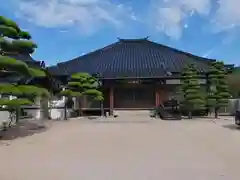 芦樵寺の本殿