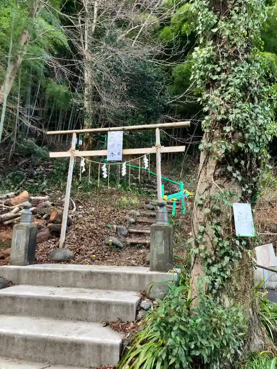 高尾山麓氷川神社(東京都)