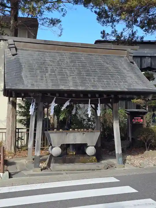 諏訪大社下社春宮(長野県)