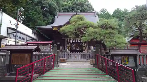 日吉神社の本殿・本堂