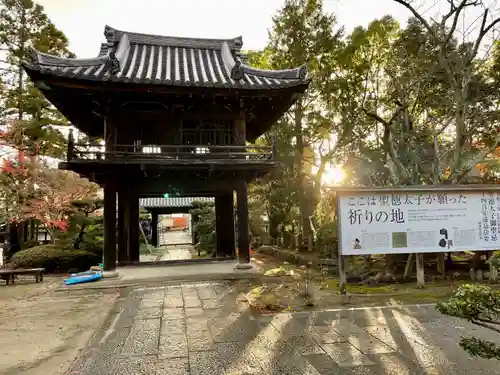 伊勢の国 四天王寺の山門・神門