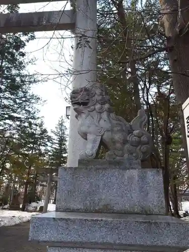 岩見澤神社の狛犬