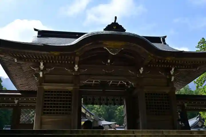 彌彦神社(新潟県)