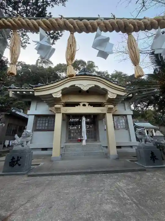 綿積神社の{uncategorized: "未分類", other: "その他", undefined: "問題あり", building: "その他建物", grave: "お墓", sacred_gate: "鳥居", guardian: "狛犬", statue: "像", buddha: "仏像", history: "歴史", nature: "自然", garden: "庭園", animal: "動物", pagoda: "塔", temizu: "手水舎", mountain_gate: "山門・神門", sanctuary: "本殿・本堂", subordinate: "末社・摂社", art: "芸術", scenery: "景色", jizo: "地蔵", ema: "絵馬", goshuin: "御朱印", omikuji: "おみくじ", items: "授与品その他", amulet: "お守り", goshuincho: "御朱印帳", eats: "食事", festival: "お祭り", votive_dance: "神楽", shichigosan: "七五三参", wedding: "結婚式", experience: "体験その他", initially: "初詣", around: "周辺", anti_infection: "感染症対策"}
