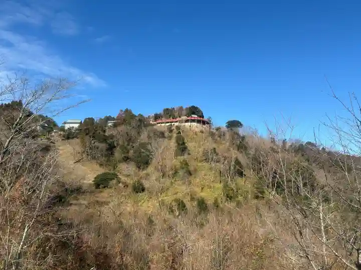 霞神社の{uncategorized: "未分類", other: "その他", undefined: "問題あり", building: "その他建物", grave: "お墓", sacred_gate: "鳥居", guardian: "狛犬", statue: "像", buddha: "仏像", history: "歴史", nature: "自然", garden: "庭園", animal: "動物", pagoda: "塔", temizu: "手水舎", mountain_gate: "山門・神門", sanctuary: "本殿・本堂", subordinate: "末社・摂社", art: "芸術", scenery: "景色", jizo: "地蔵", ema: "絵馬", goshuin: "御朱印", omikuji: "おみくじ", items: "授与品その他", amulet: "お守り", goshuincho: "御朱印帳", eats: "食事", festival: "お祭り", votive_dance: "神楽", shichigosan: "七五三参", wedding: "結婚式", experience: "体験その他", initially: "初詣", around: "周辺", anti_infection: "感染症対策"}