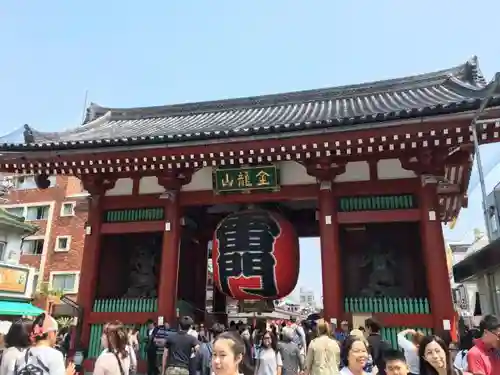 浅草寺の山門