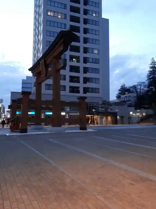宇都宮二荒山神社の鳥居