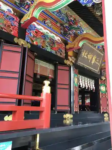 三峯神社の本殿