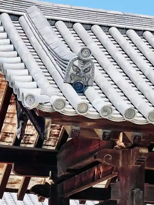 薬師寺の{uncategorized: "未分類", other: "その他", undefined: "問題あり", building: "その他建物", grave: "お墓", sacred_gate: "鳥居", guardian: "狛犬", statue: "像", buddha: "仏像", history: "歴史", nature: "自然", garden: "庭園", animal: "動物", pagoda: "塔", temizu: "手水舎", mountain_gate: "山門・神門", sanctuary: "本殿・本堂", subordinate: "末社・摂社", art: "芸術", scenery: "景色", jizo: "地蔵", ema: "絵馬", goshuin: "御朱印", omikuji: "おみくじ", items: "授与品その他", amulet: "お守り", goshuincho: "御朱印帳", eats: "食事", festival: "お祭り", votive_dance: "神楽", shichigosan: "七五三参", wedding: "結婚式", experience: "体験その他", initially: "初詣", around: "周辺", anti_infection: "感染症対策"}