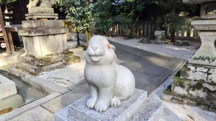 岡崎神社の狛犬