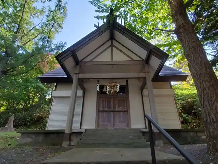 熊碓神社の本殿