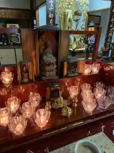 一条山宝蓮寺の本殿・本堂(2021年04月18日(日) 21時18分25秒投稿)