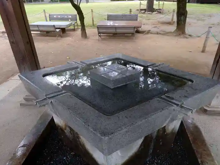 武田神社の手水舎