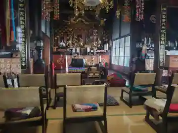 帆山寺の本殿・本堂