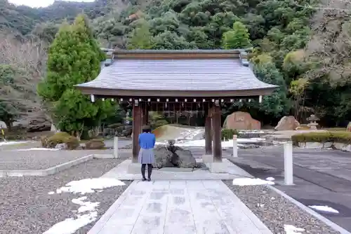 岐阜護國神社の手水