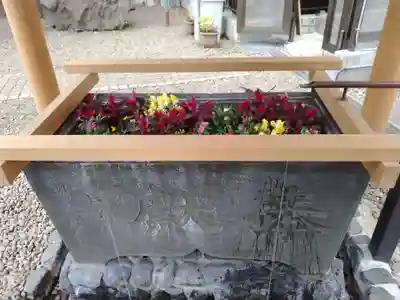 上目黒氷川神社の手水舎