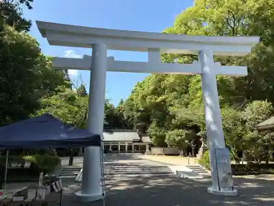 宮崎縣護國神社の{uncategorized: "未分類", other: "その他", undefined: "問題あり", building: "その他建物", grave: "お墓", sacred_gate: "鳥居", guardian: "狛犬", statue: "像", buddha: "仏像", history: "歴史", nature: "自然", garden: "庭園", animal: "動物", pagoda: "塔", temizu: "手水舎", mountain_gate: "山門・神門", sanctuary: "本殿・本堂", subordinate: "末社・摂社", art: "芸術", scenery: "景色", jizo: "地蔵", ema: "絵馬", goshuin: "御朱印", omikuji: "おみくじ", items: "授与品その他", amulet: "お守り", goshuincho: "御朱印帳", eats: "食事", festival: "お祭り", votive_dance: "神楽", shichigosan: "七五三参", wedding: "結婚式", experience: "体験その他", initially: "初詣", around: "周辺", anti_infection: "感染症対策"}