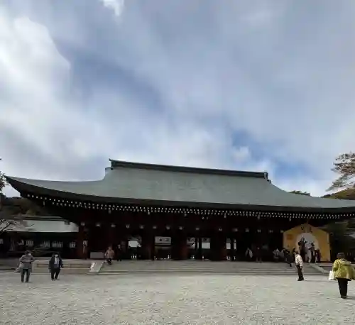 橿原神宮の{uncategorized: "未分類", other: "その他", undefined: "問題あり", building: "その他建物", grave: "お墓", sacred_gate: "鳥居", guardian: "狛犬", statue: "像", buddha: "仏像", history: "歴史", nature: "自然", garden: "庭園", animal: "動物", pagoda: "塔", temizu: "手水舎", mountain_gate: "山門・神門", sanctuary: "本殿・本堂", subordinate: "末社・摂社", art: "芸術", scenery: "景色", jizo: "地蔵", ema: "絵馬", goshuin: "御朱印", omikuji: "おみくじ", items: "授与品その他", amulet: "お守り", goshuincho: "御朱印帳", eats: "食事", festival: "お祭り", votive_dance: "神楽", shichigosan: "七五三参", wedding: "結婚式", experience: "体験その他", initially: "初詣", around: "周辺", anti_infection: "感染症対策"}